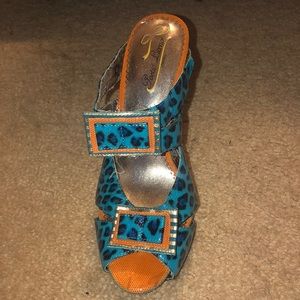 Poetic license london heels